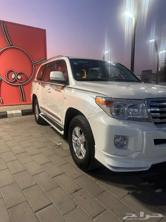 لاندكروزر 2009 VXR فل كامل وكاله 26