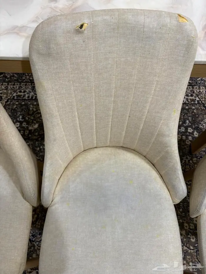 للبيع دولاب   طاولة طعام 3