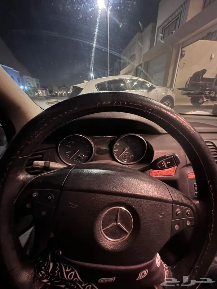 للبيع تشليح مرسيدس 2006 R350 5