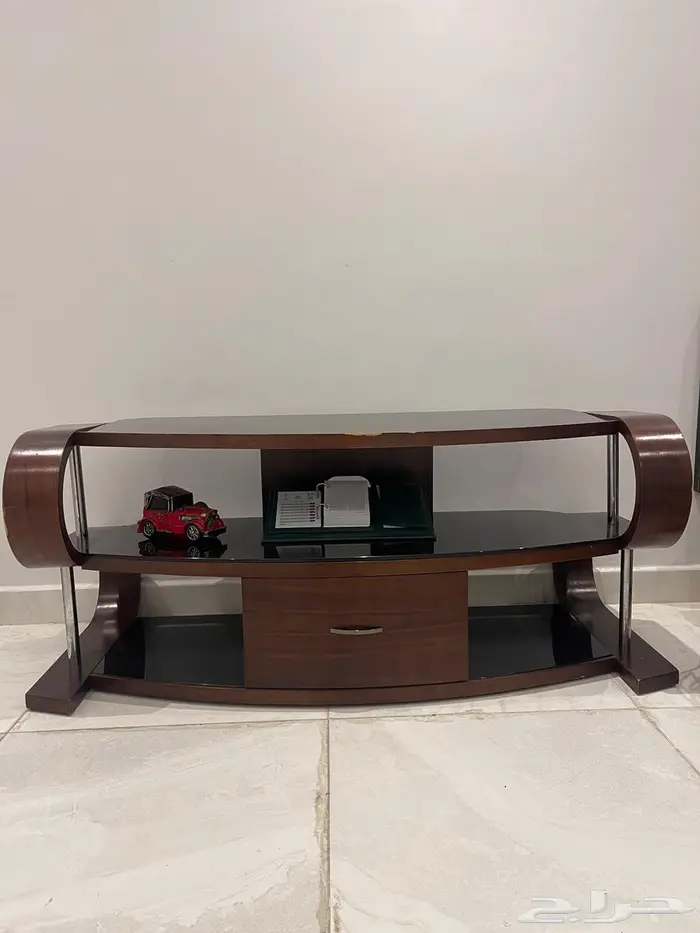 طاولة تلفزيون 0