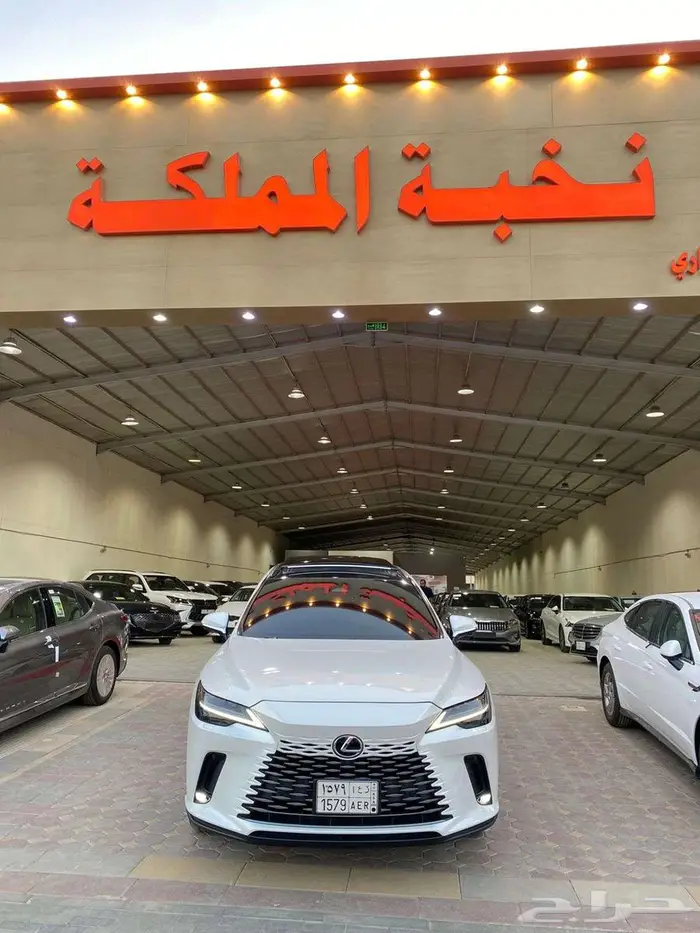 لكزس RX 350 موديل 2023 هايبرد فل كامل اعلى فئه سعودي 0