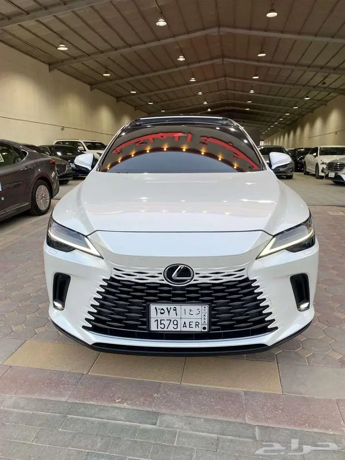 لكزس RX 350 موديل 2023 هايبرد فل كامل اعلى فئه سعودي 1