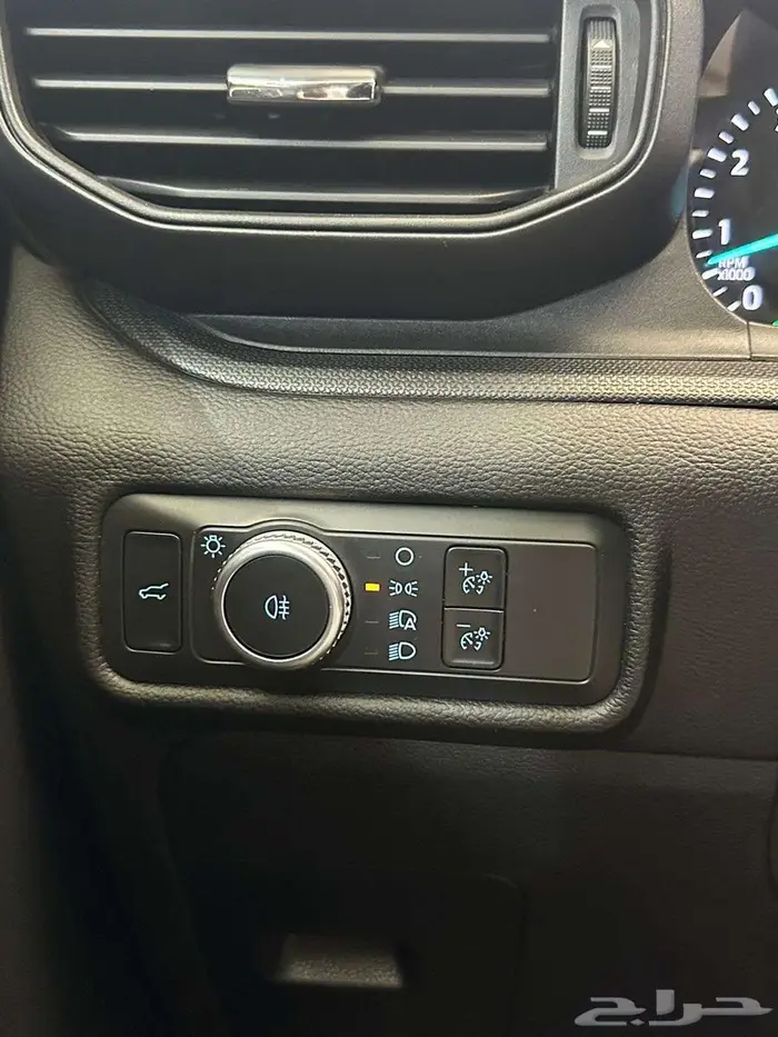 فورد اكسبلورر 2022 14