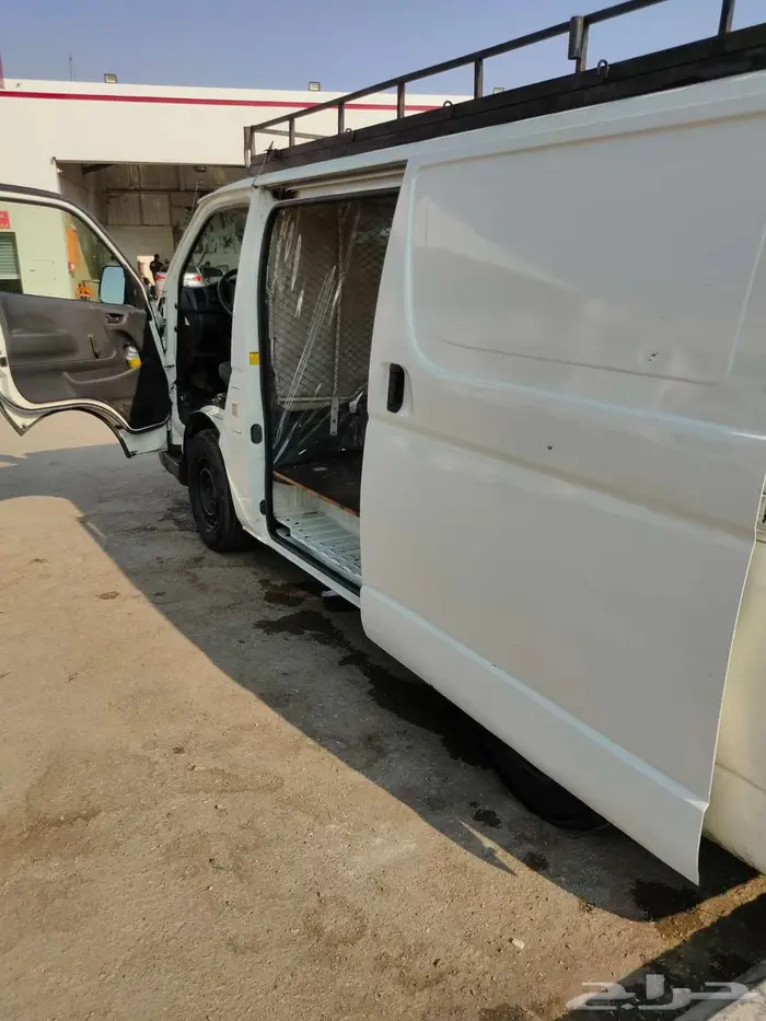 تويوتا هايس فان 4