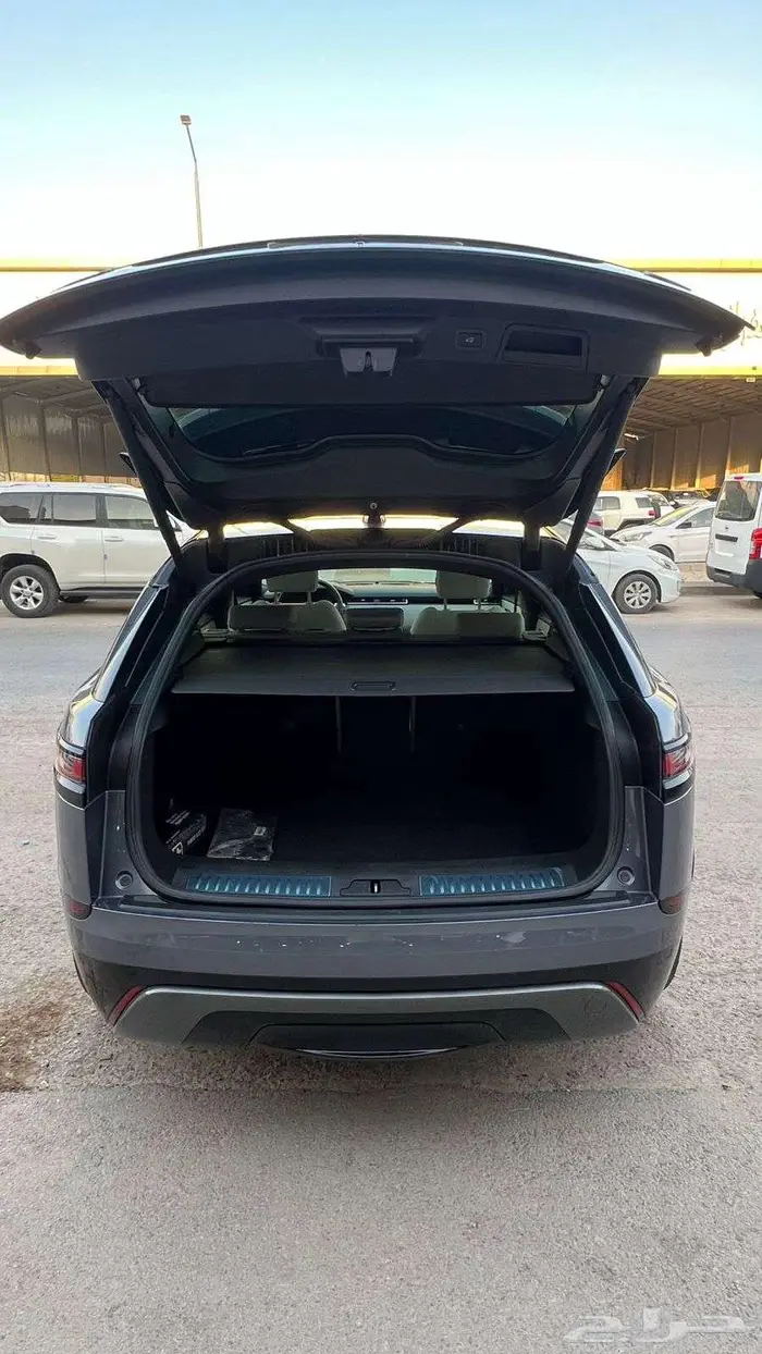 رنج روفر فيلار موديل 2018 - معرض خلف للسيارت 11