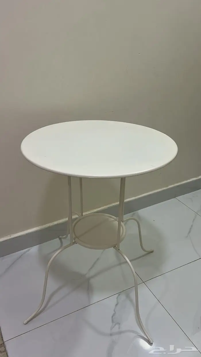 طاولة خدمة 0