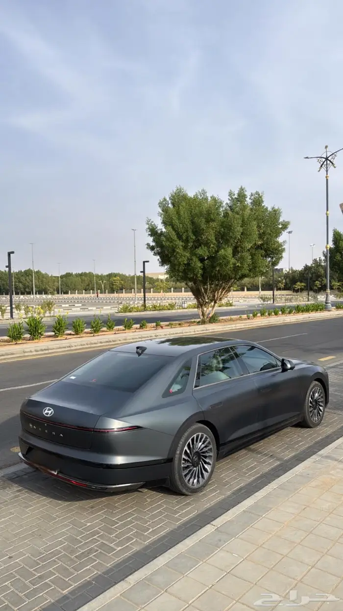 ازيرا 2023 كاليجرافي 0