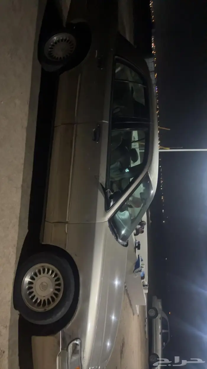 فورد 1999 ماركيز 4