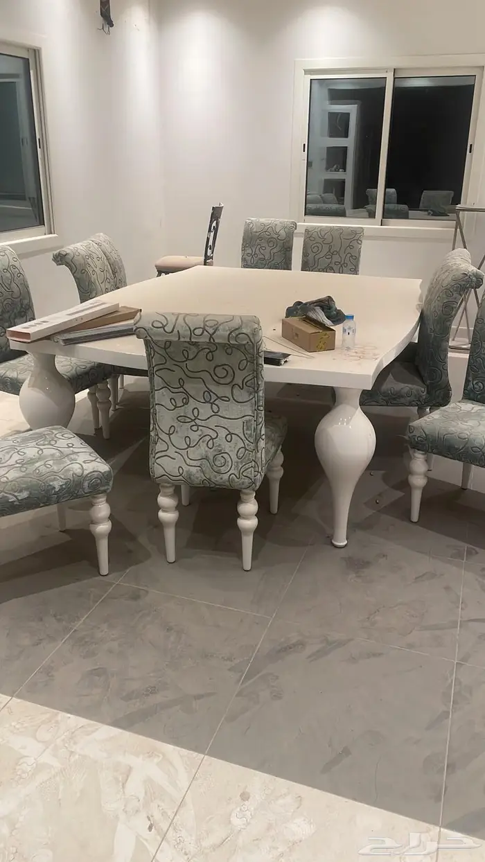 طاولة طعام جديده 1