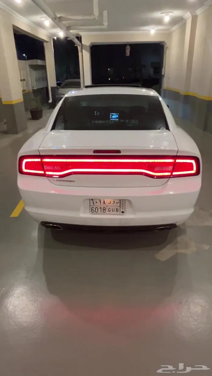 دودج تشارجر 2013 4