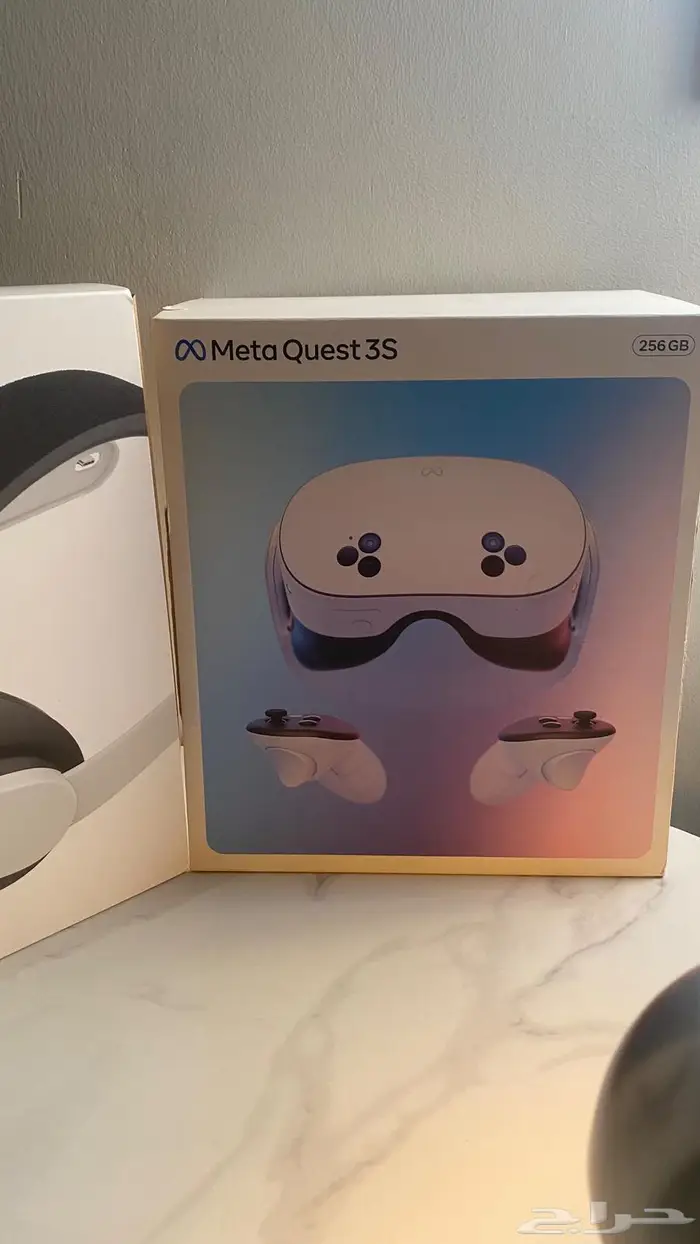 جهاز VR Meta Quest 3S 8