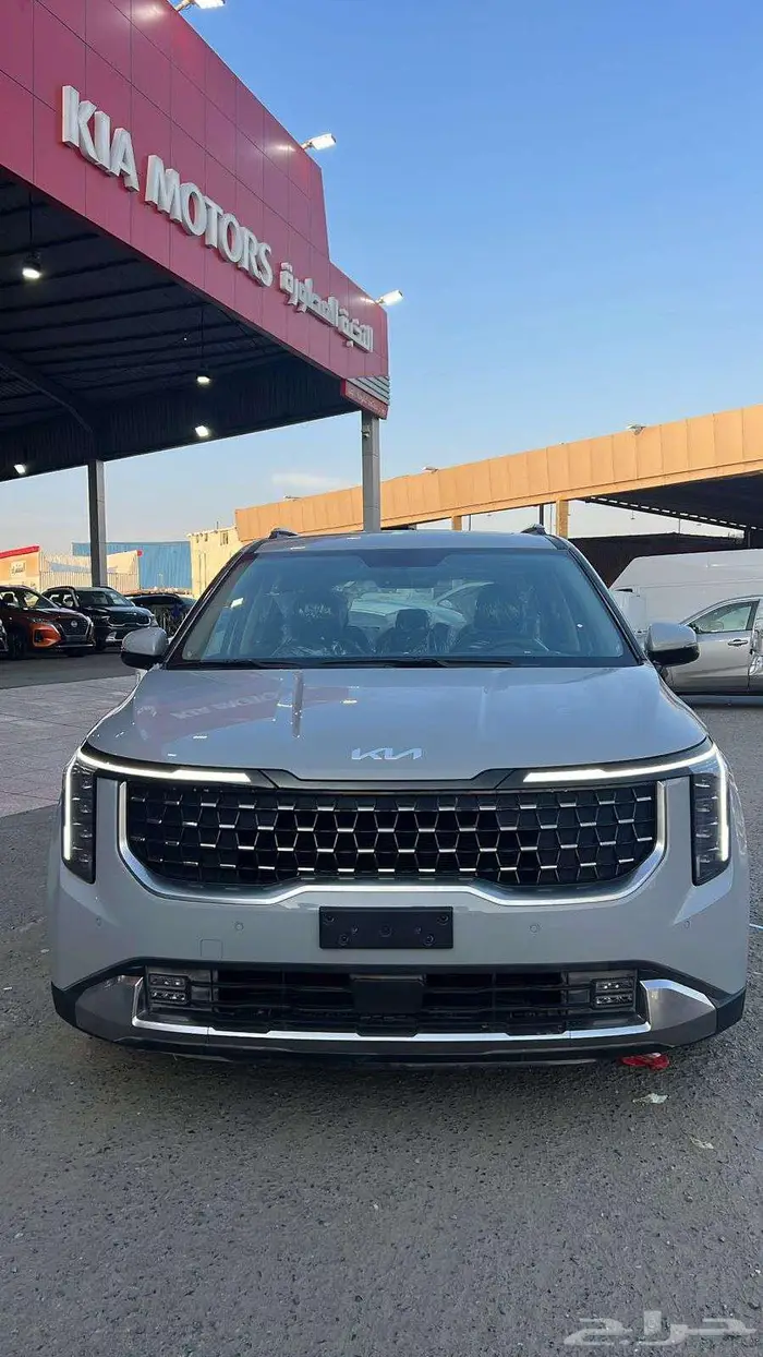 كيا كرنيفال موديل 2026 نص فل أصفار كاش وتاجير 0