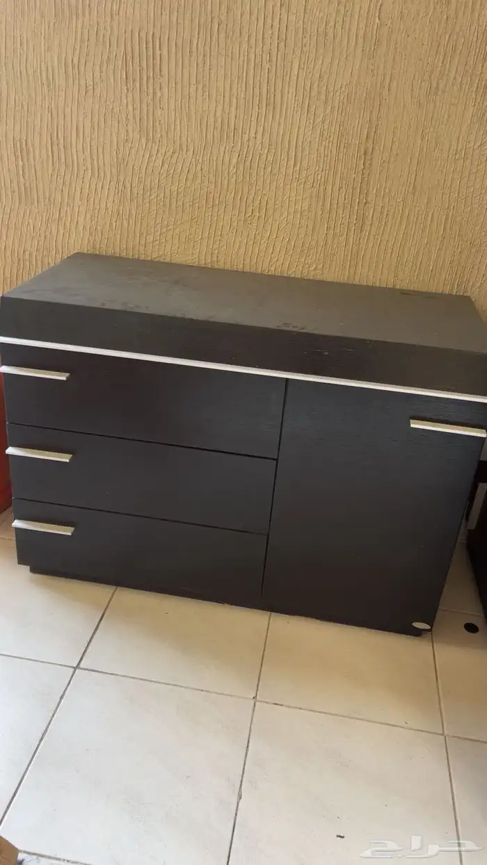 نضيفه وشبه جديده 0