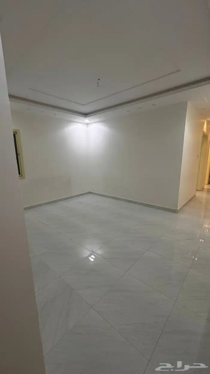 شقة للايجار حي القادسيه 2
