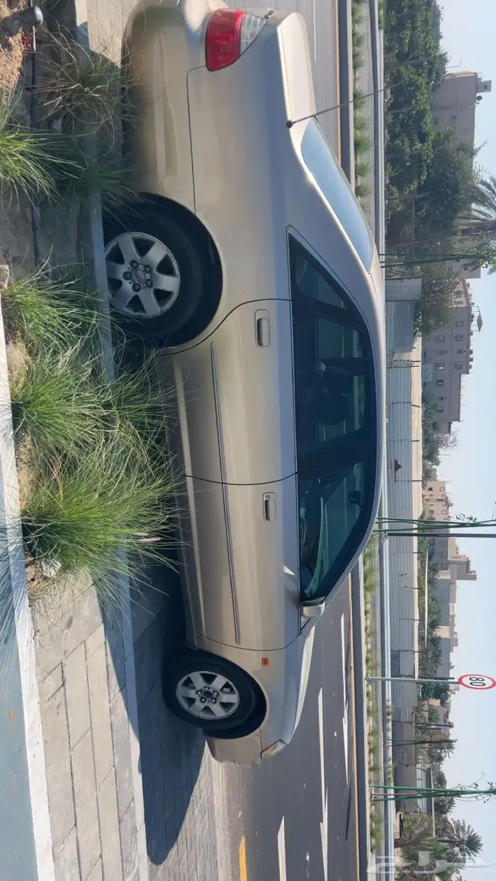 للبيع تويوتا افلون 2004 6