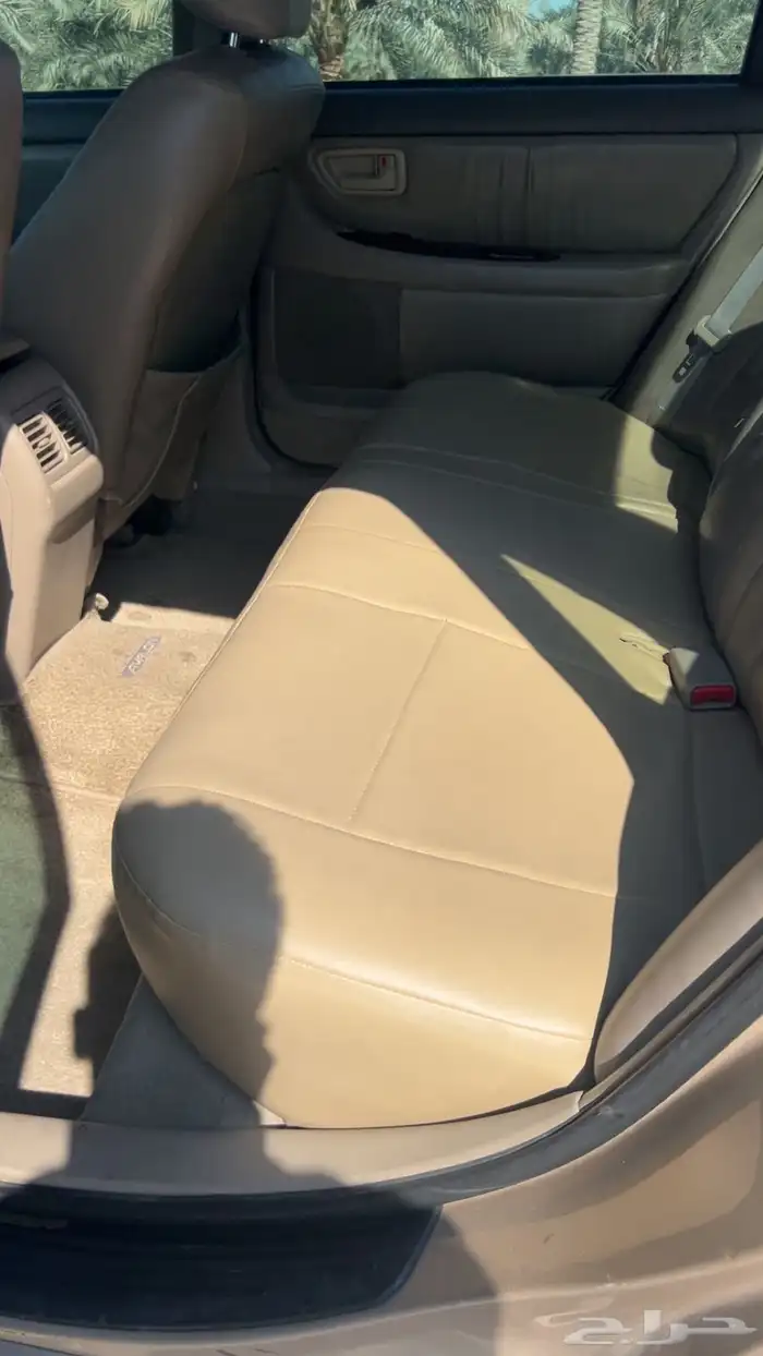 للبيع تويوتا افلون 2004 5