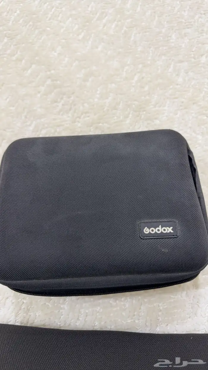 جهاز قودكس Ad200pro Godoy بشنطه وكامل 1