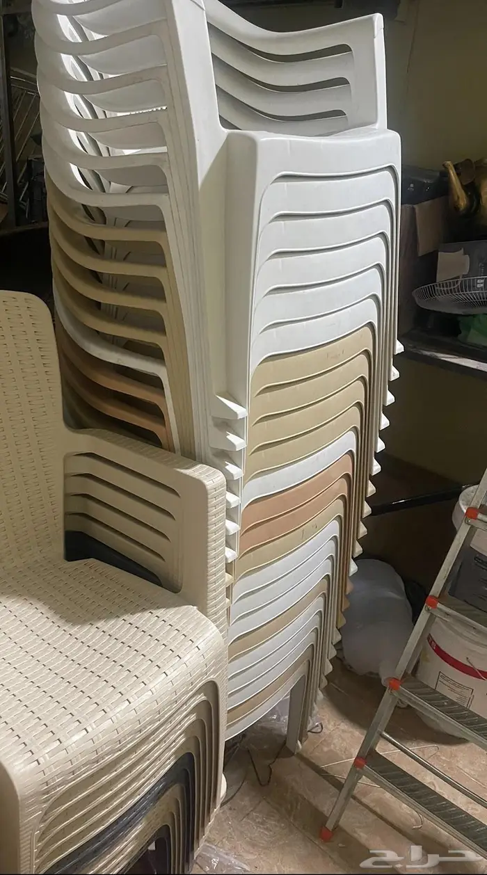 كراسي ومراتب مع قاعده العاب 0