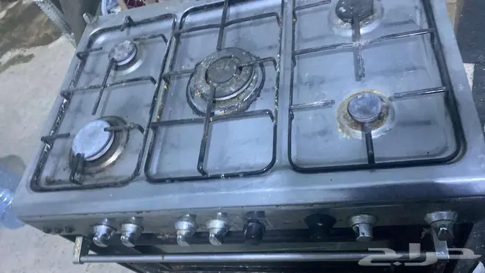 اثنين افران واحد 5 عيون وثاني 4 عيون شغال الموقع الخرج 2