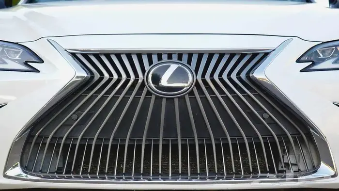 لكزس ES350 2019 بطاقة جمركية 7