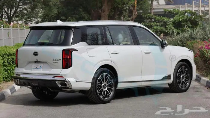 2026 GAC GS8 GX Hybrid i4 2.0T 4x4 GCC مع ضمان الوكيل 7