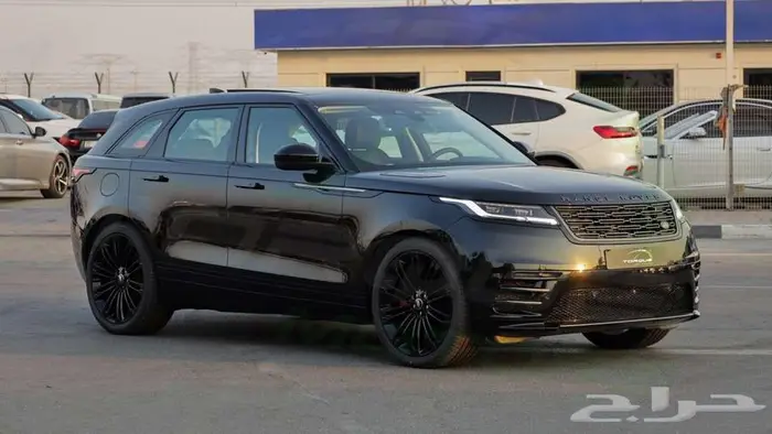 2025 لاند روفر رينج روفر فيلار P250 DYNAMIC SE اصفار 4