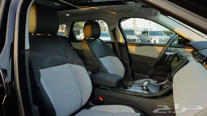 2025 لاند روفر رينج روفر فيلار P250 DYNAMIC SE اصفار 15