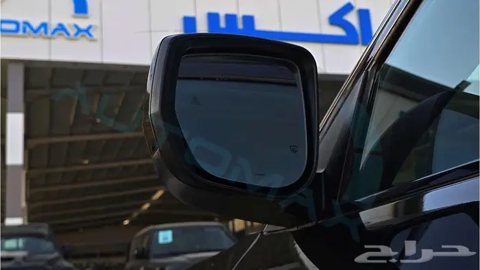 جيب جراند شيروكي لاريدو 2024 خليجي اصفار مع ضمان الوكيل 22