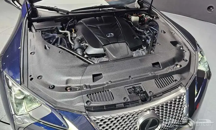 لكزس LC   2021 4