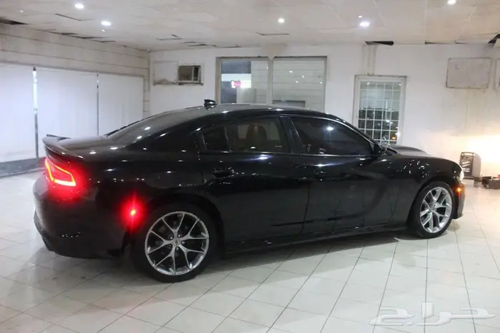 دودج تشارجر 2020 GT اسود بطاقة جمركية بوية بلدها 10
