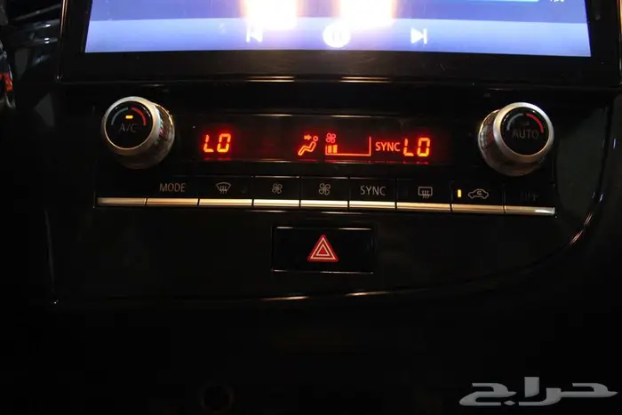 ميتسوبيشي اوتلاندر 2020 فضي بطاقة جمركية 39