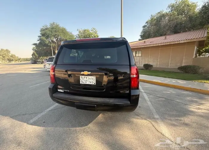 SUBURBAN -LS 2020 2WD  112 000 km only 2