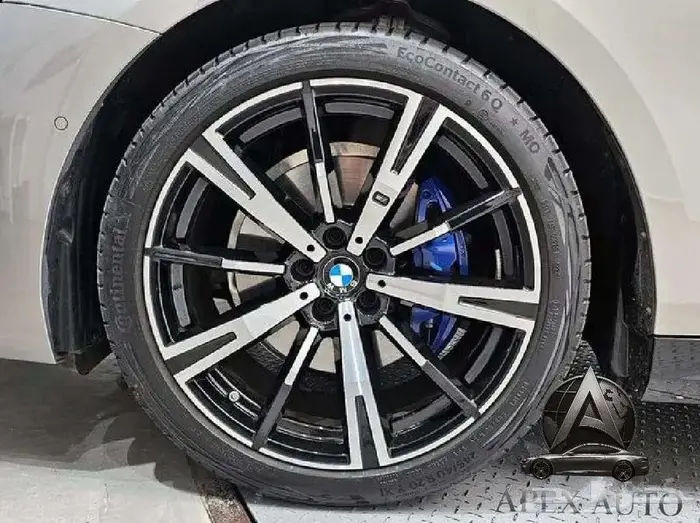 BMW 530 i xDrive mkit دفع رباعي 2025 5
