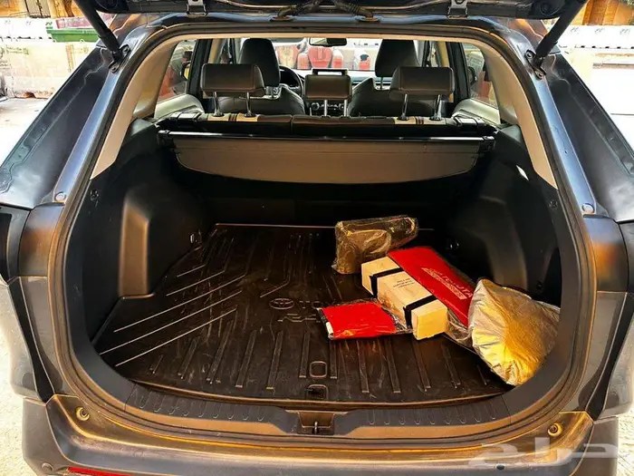 تويوتا راف فور 2024 فل كامل ادفنشر - 18 الف كيلو - مالك اول 6