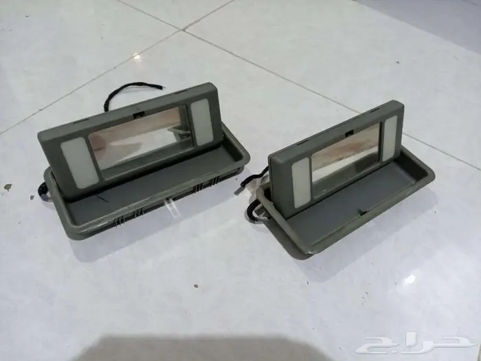 للبيع مرايات مكياج شبح 0