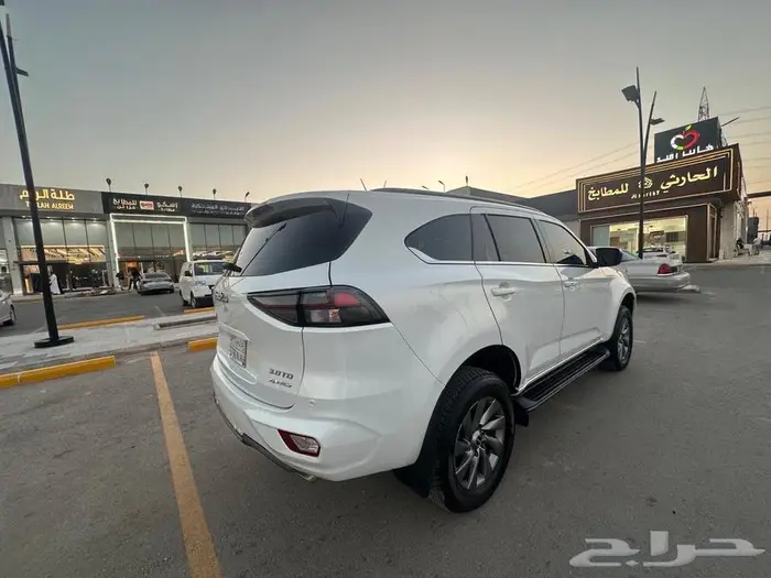 ايسوزاو ام يواكس 0