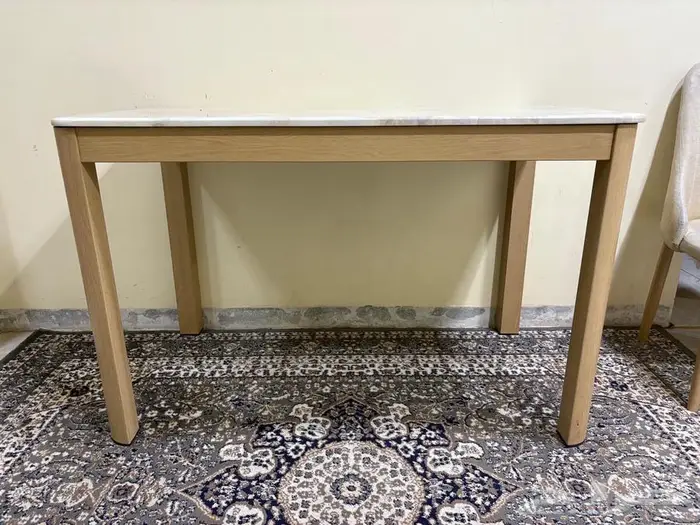 للبيع دولاب   طاولة طعام 0