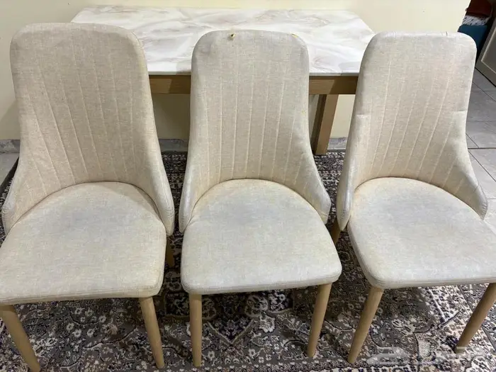 للبيع دولاب   طاولة طعام 2