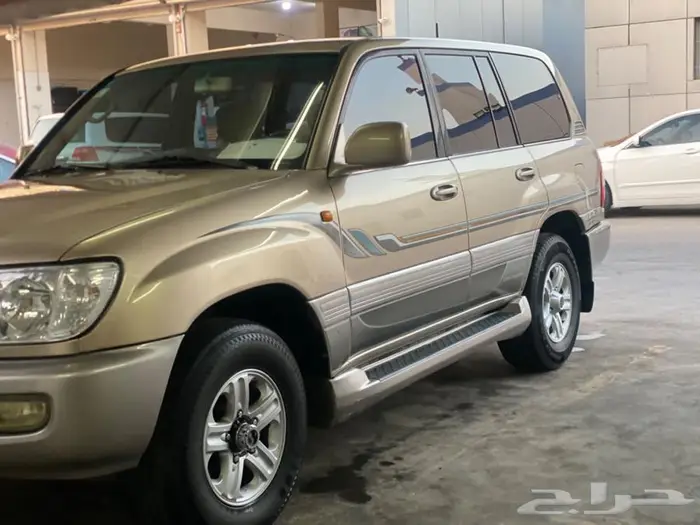 لندكروزر 2004 11