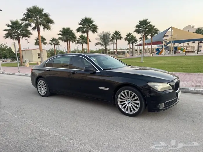 بي ام دبلو حجم 730 موديل 2012 2