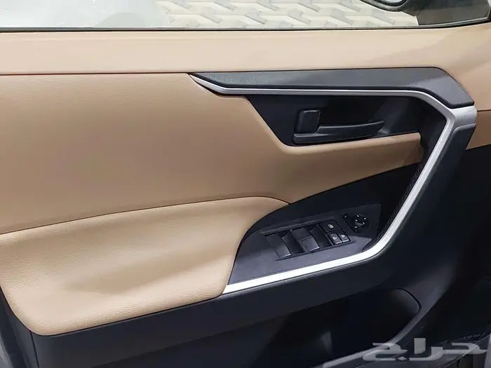 راف فور فتحه XLE هايبرد 2025-تقسيط وكاش 11