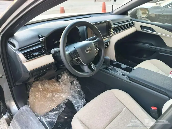 كامري استندر بنزين 2025 عبداللطيف صادر لوحات اقل سعر 8