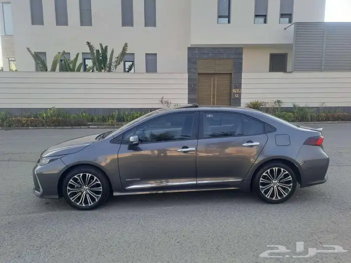 للبيع كورولا 2022 فل 0