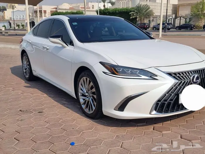 للبيع لكزس ES300H هايبرد 2022 قمة في النظافة 0