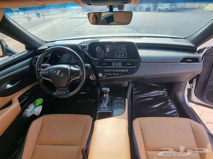 للبيع لكزس ES300H هايبرد 2022 قمة في النظافة 15