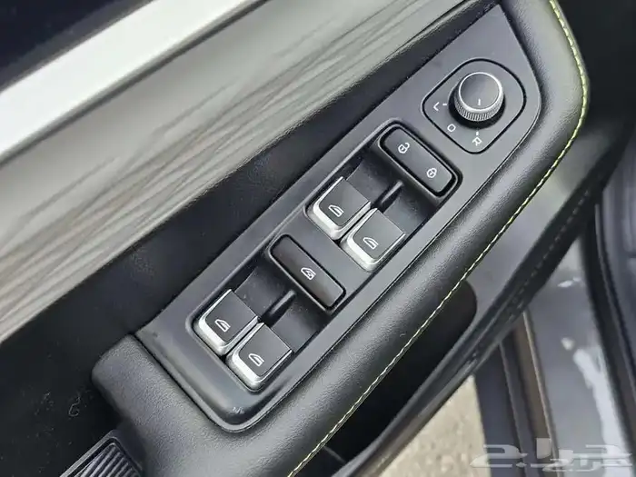 جيلي كولراي 10