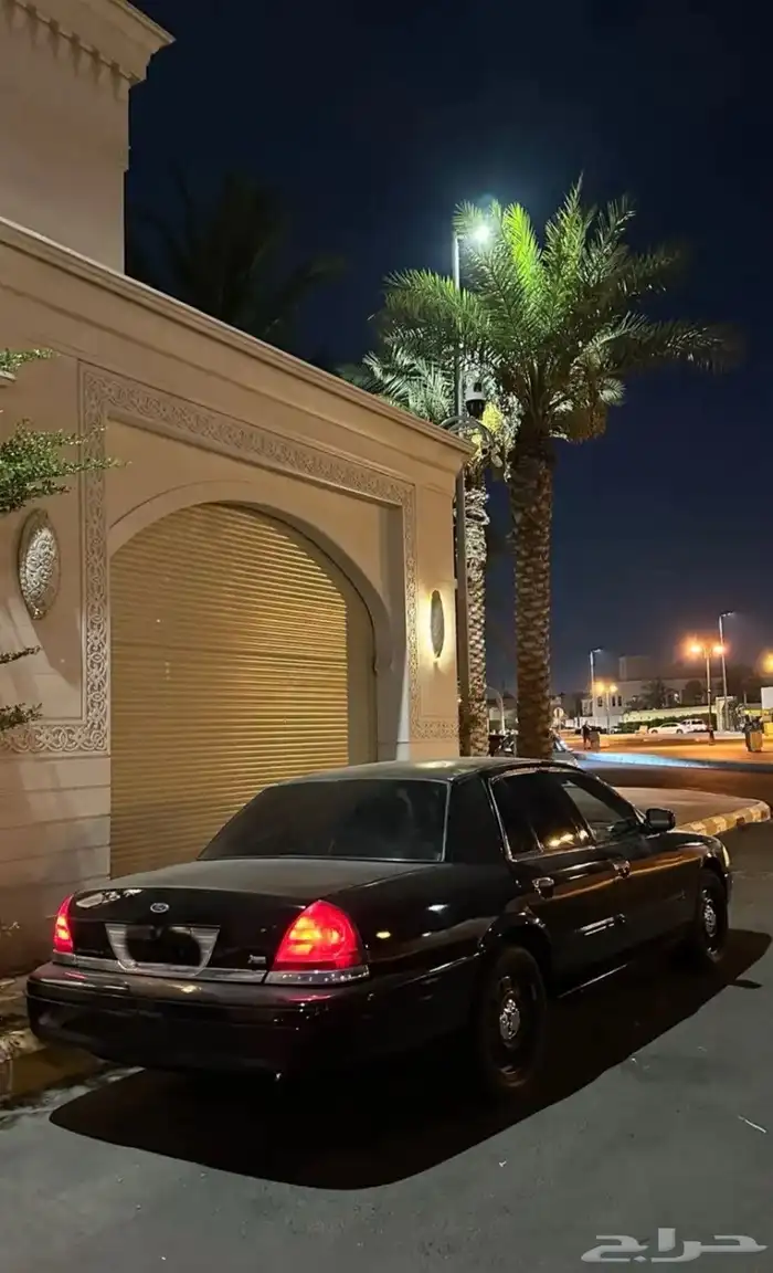 فورد فيكتوريا 2011 6