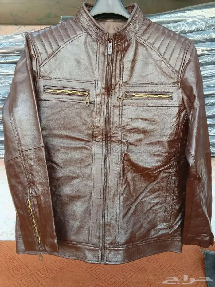 هذه سترة جلدية أصلية. 3