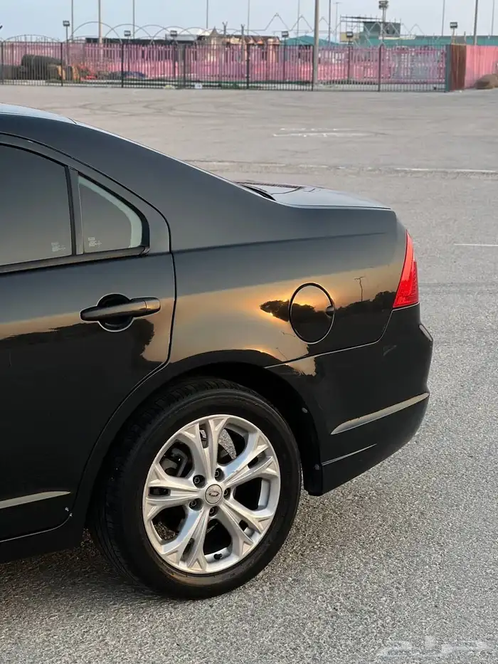 فورد فيوجن2012 0