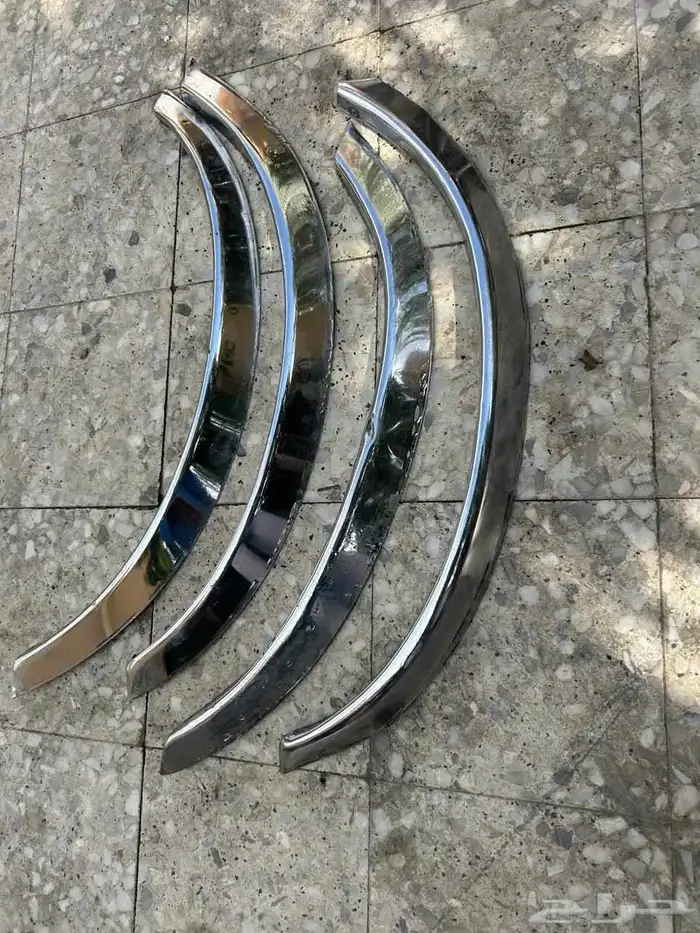 نياكل رفارف مرسيدس 126 2